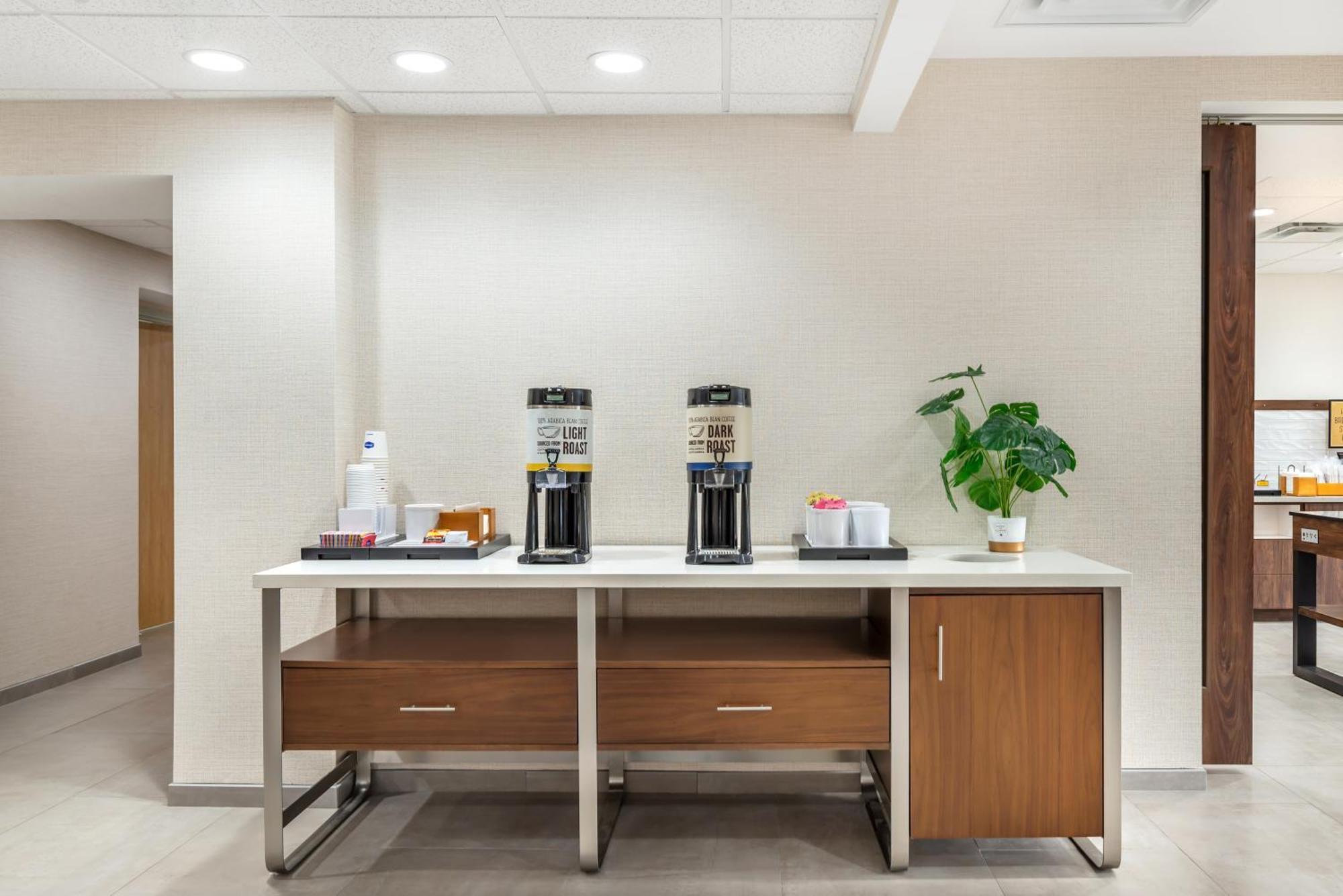 Hampton Inn Petersburg-Fort Gregg Adams Εξωτερικό φωτογραφία